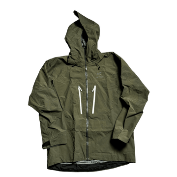 Khaki Green Arc’Teryx Gore-Tex Jacket - XL