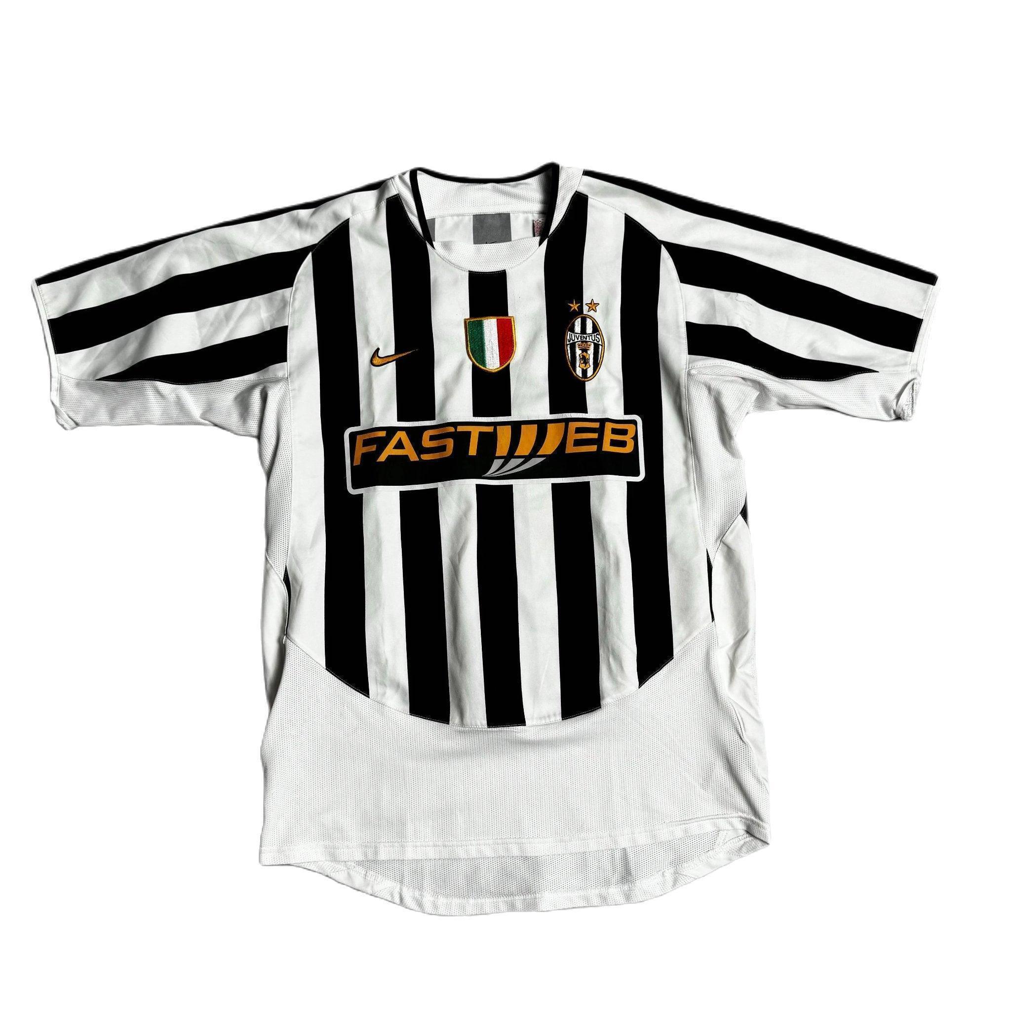 2003 - 04 Juventus Home Shirt - M