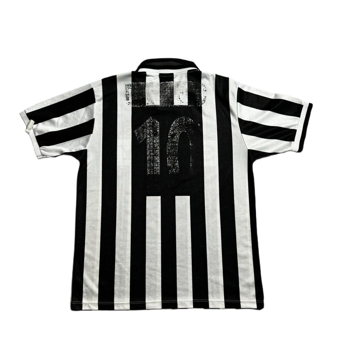 1996 - 97 Juventus Home Shirt - XL