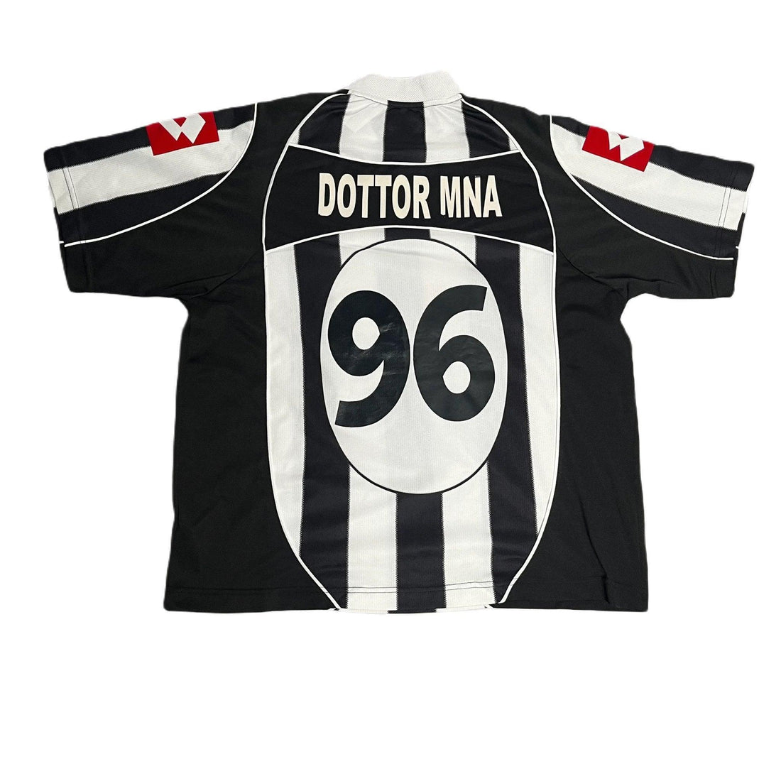 2002 - 03 Juventus Home Shirt - XL