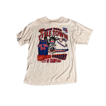 Vintage White USA Graphic Tee - XL