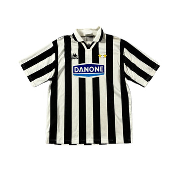 1994 - 95 Juventus Home Shirt - L