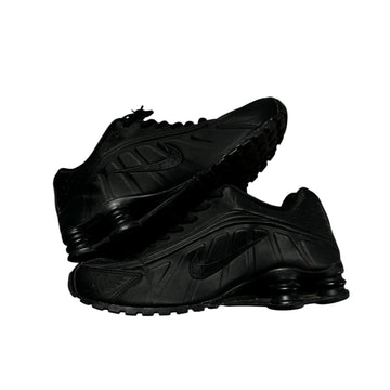 Black Nike Shox - UK 7.5